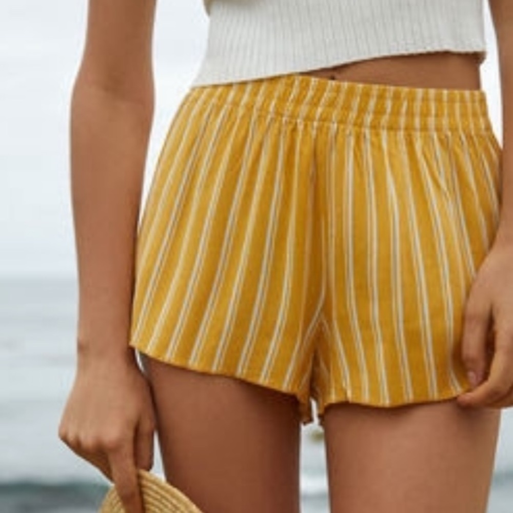 Yellow striped pull on woven shorts
